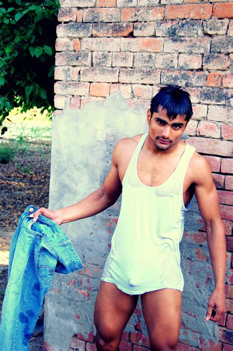 Desi Gay Gay Porn Pics: Nude Men in Free Sex Photos